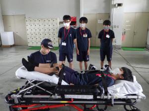 ストレッチャーの使用方法