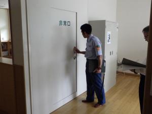本宮２中非常口