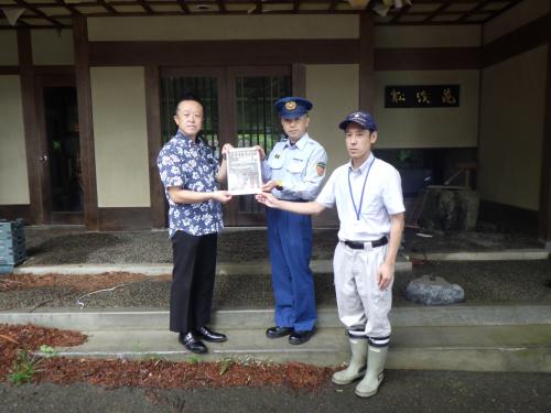 チラシの配布